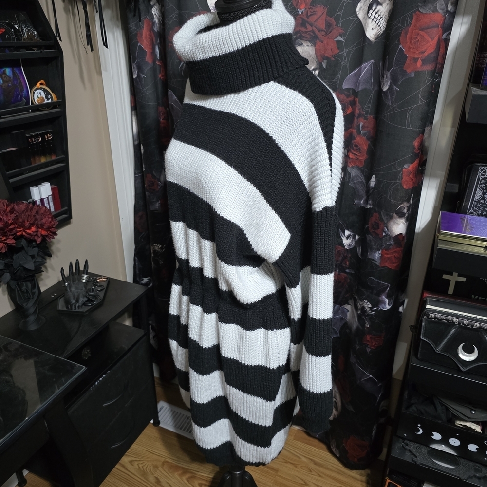 Striped Black and White Turtleneck Sweater Dress, XL - Picture 4 of 7